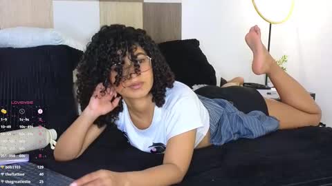 Snapshot of adele_carter_ chatting on February 23, 5:50 pm Andrea online show from February 23, 5:50 pm