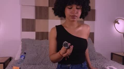 Snapshot of adele_carter_ chatting on September 22, 1:13 pm Andrea online show from September 22, 1:13 pm