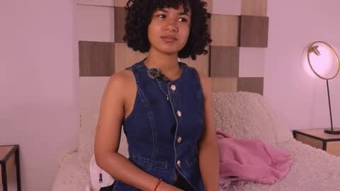 Snapshot of adele_carter_ chatting on September 26, 1:26 pm Andrea online show from September 26, 1:26 pm