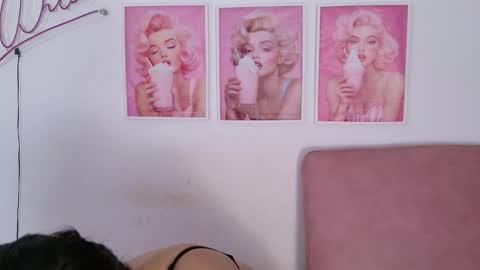 Snapshot of adele_latinlady chatting on May 22, 9:09 pm Sofi online show from May 22, 9:09 pm