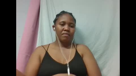 adelealy online show from October 22, 7:02 pm