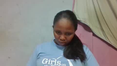adelealy online show from May 14, 2:29 am