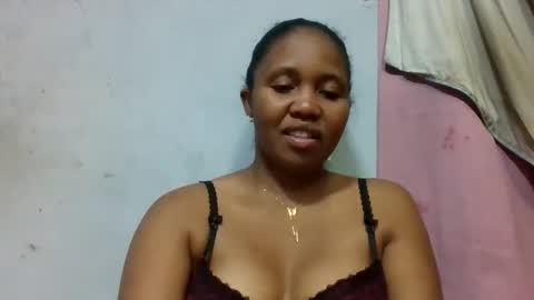 adelealy online show from May 15, 8:54 am