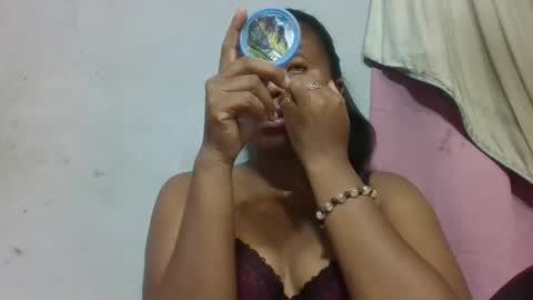 adelealy online show from May 17, 2:31 am