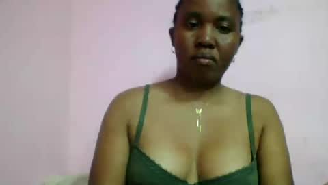 adelealy online show from July 15, 5:40 pm