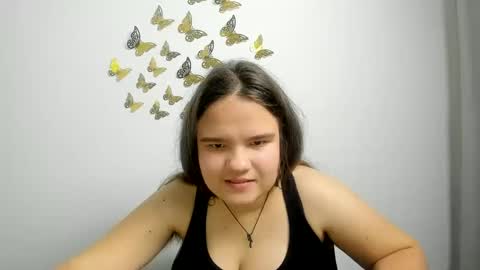 adelecruzz online show from February 1, 4:11 pm