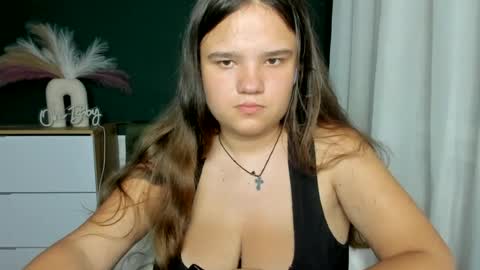 Snapshot of adelecruzz chatting on June 20, 12:08 pm adelecruzz online show from June 20, 12:08 pm