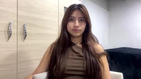 Snapshot of adelein_foxxx chatting on October 10, 4:55 am adellein foxx online show from October 10, 4:55 am