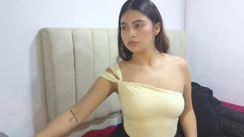 Snapshot of adelein_foxxx chatting on July 9, 6:34 pm adellein foxx online show from July 9, 6:34 pm