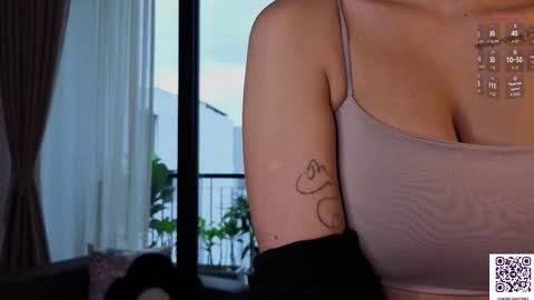 Adelia online show from November 22, 1:04 am