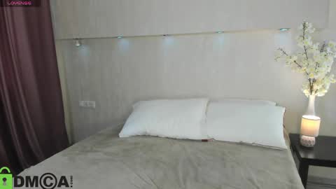 Snapshot of adelina_bliss chatting on May 24, 1:21 am Adelina bliss online show from May 24, 1:21 am