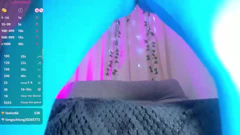 adelinaconte1 online show from December 2, 1:28 pm