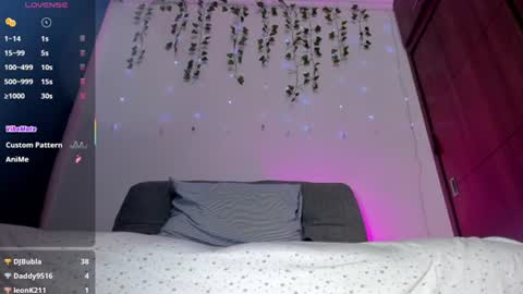 Snapshot of adelinaconte1 chatting on June 12, 5:23 pm adelinaconte1 online show from June 12, 5:23 pm