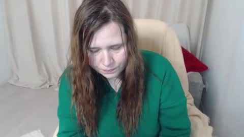 Snapshot of adelinalawson chatting on March 6, 7:10 pm adelinalawson online show from March 6, 7:10 pm