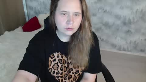 adelinalawson online show from July 3, 11:49 am