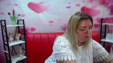 Snapshot of adelinamaster chatting on July 15, 6:40 am AdelinaMaster online show from July 15, 6:40 am
