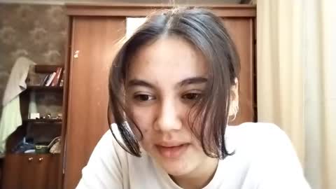 Snapshot of adelinehaefner chatting on November 26, 3:13 pm Anna online show from November 26, 3:13 pm