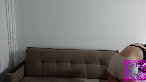 Anna online show from February 12, 3:07 pm