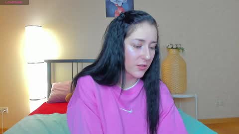 Adel online show from December 12, 9:30 am