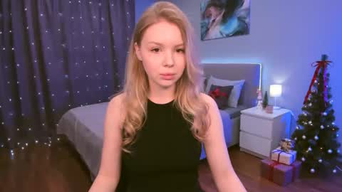Snapshot of adelllovely chatting on December 19, 11:06 am adelllovely online show from December 19, 11:06 am