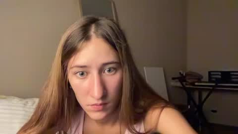 Snapshot of adellqueen chatting on July 13, 9:50 pm Adell online show from July 13, 9:50 pm
