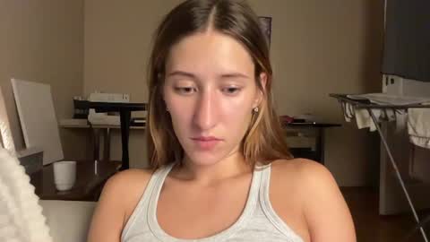 Snapshot of adellqueen chatting on July 20, 9:50 pm Adell online show from July 20, 9:50 pm