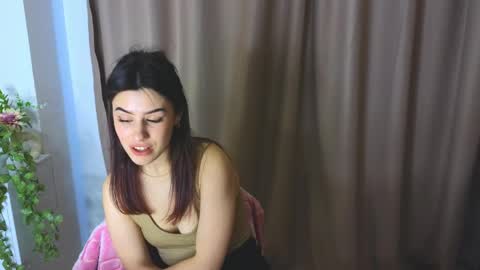 Snapshot of adellyy chatting on May 3, 12:22 pm Adellyy online show from May 3, 12:22 pm