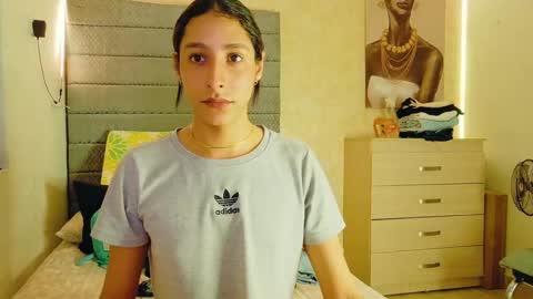 Snapshot of adhara365 chatting on October 20, 1:06 am adhara star 3 online show from October 20, 1:06 am