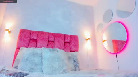 Snapshot of adhara_smith_ chatting on July 14, 1:28 pm online show from July 14, 1:28 pm