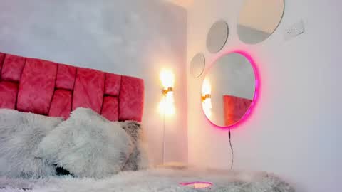 Snapshot of adhara_smith_ chatting on July 16, 12:33 pm online show from July 16, 12:33 pm