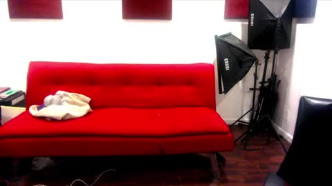 adick_ting online show from December 7, 10:28 pm