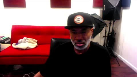 adick_ting online show from December 8, 1:35 am