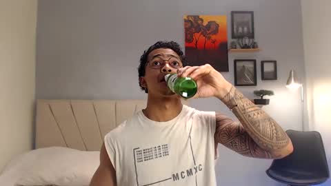 Adonis online show from September 28, 3:12 am