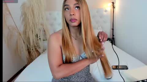 adonis_hot_xx online show from February 21, 8:05 pm