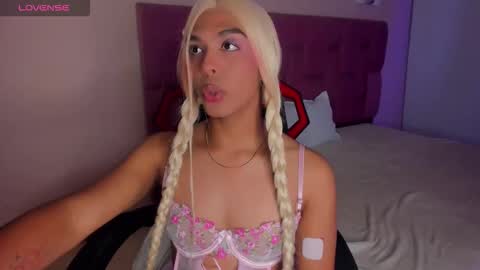 adonis_hot_xx online show from October 9, 10:30 pm