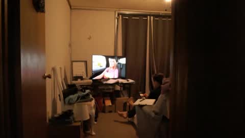 Snapshot of adorable22 chatting on February 20, 5:33 am adorable22 online show from February 20, 5:33 am