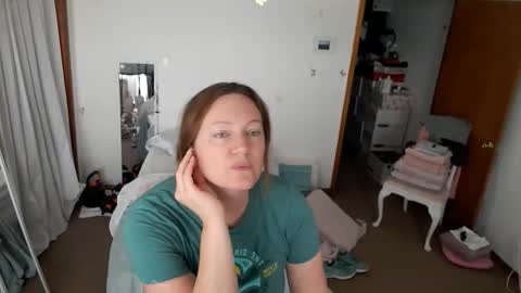 Snapshot of adorable22 chatting on June 7, 2:21 pm adorable22 online show from June 7, 2:21 pm