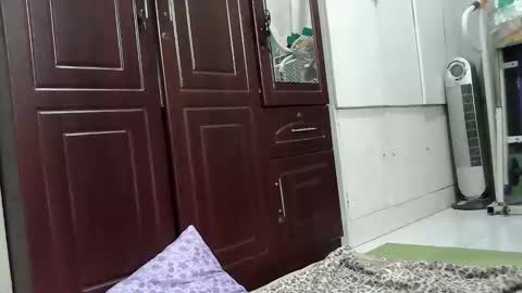 annelovesu online show from November 26, 4:30 pm