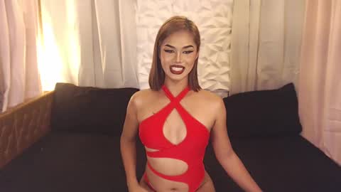 Snapshot of adorable_jona chatting on February 8, 7:05 pm fuckabledoll online show from February 8, 7:05 pm