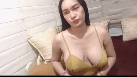 Snapshot of adorabletrans69 chatting on December 25, 5:58 pm Princess BLanca online show from December 25, 5:58 pm