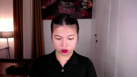 adorabletsforyouxx online show from March 5, 5:25 am