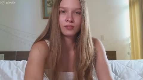 Snapshot of adorielle chatting on July 11, 7:44 am Lia online show from July 11, 7:44 am