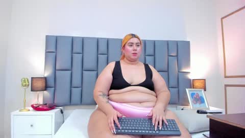 Snapshot of adreeaperez1 chatting on January 20, 5:48 pm ANDREA PEREZ online show from January 20, 5:48 pm