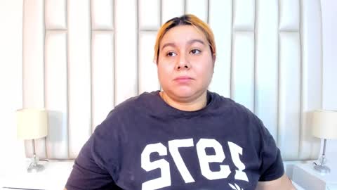 Snapshot of adreeaperez1 chatting on February 5, 11:55 am ANDREA PEREZ online show from February 5, 11:55 am