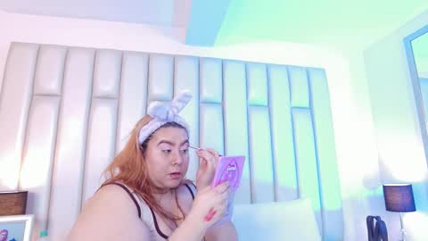 ANDREA PEREZ online show from February 14, 11:40 am