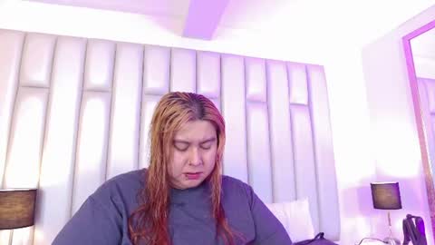 Snapshot of adreeaperez1 chatting on June 26, 12:42 pm ANDREA PEREZ online show from June 26, 12:42 pm