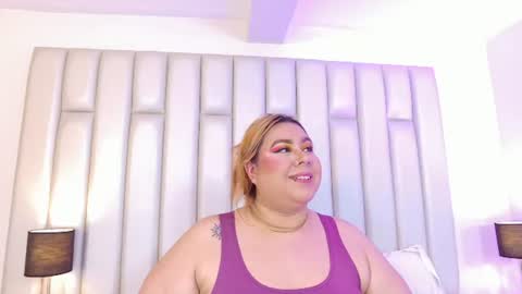 Snapshot of adreeaperez1 chatting on July 14, 7:19 pm ANDREA PEREZ online show from July 14, 7:19 pm