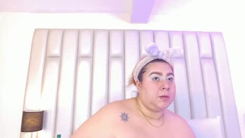 Snapshot of adreeaperez1 chatting on July 20, 12:40 pm ANDREA PEREZ online show from July 20, 12:40 pm