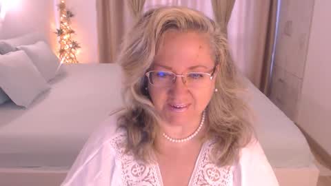 Cryna online show from October 19, 10:05 am
