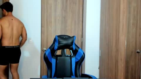 Adrian del Mar online show from May 20, 10:38 pm
